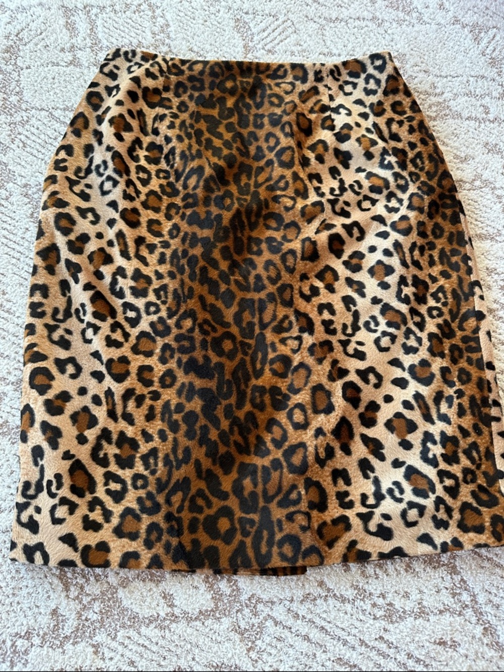 INC International Concepts Leopard Print Velvet Feel Skirt Size 6 Like New